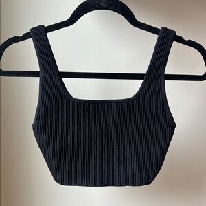 Babaton Contour Ribbed Cropped Tank